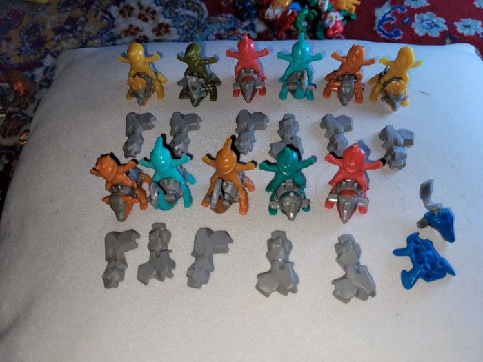 Lot Figurines dinosaurs kinder surprise - photo numéro 5