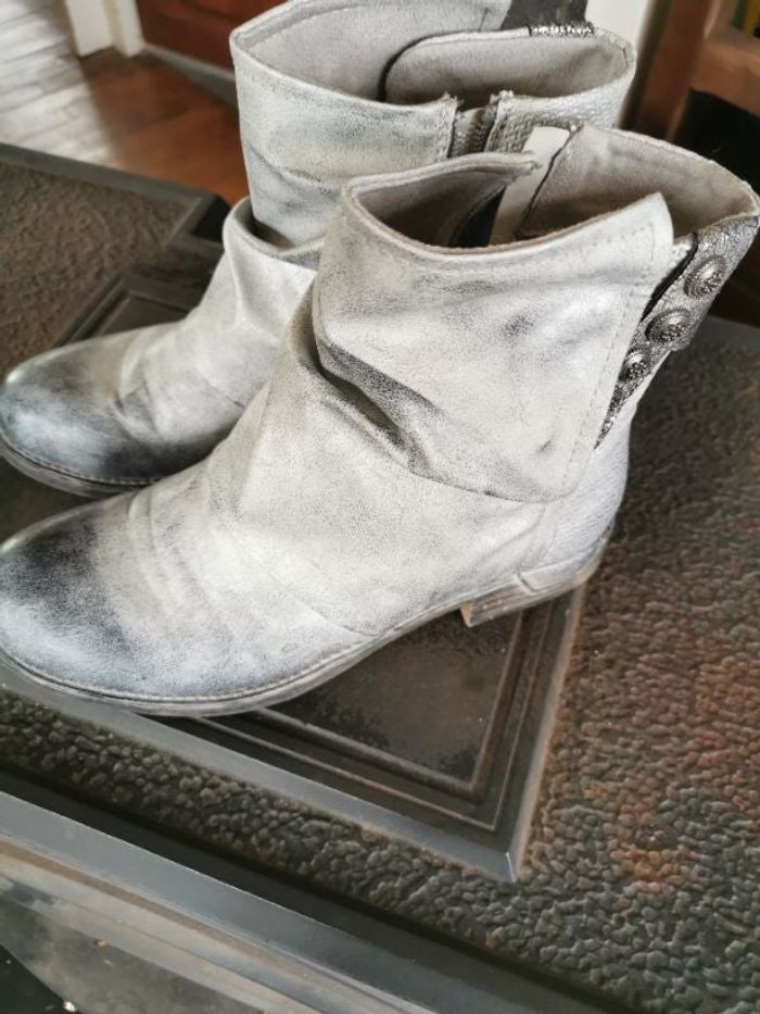 chaussures montantes p40