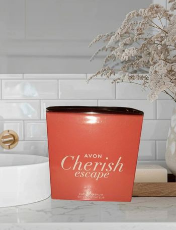 Parfum femme AVON 50ml - Cherish Escape - Neuf