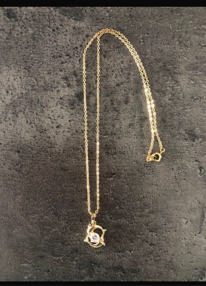 Collier 2 dauphins