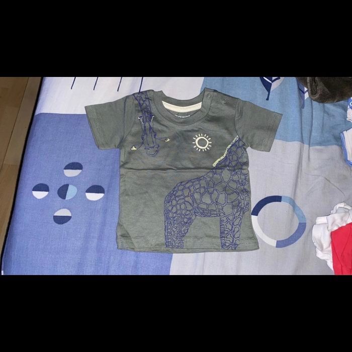 Lot t shirt - photo numéro 2