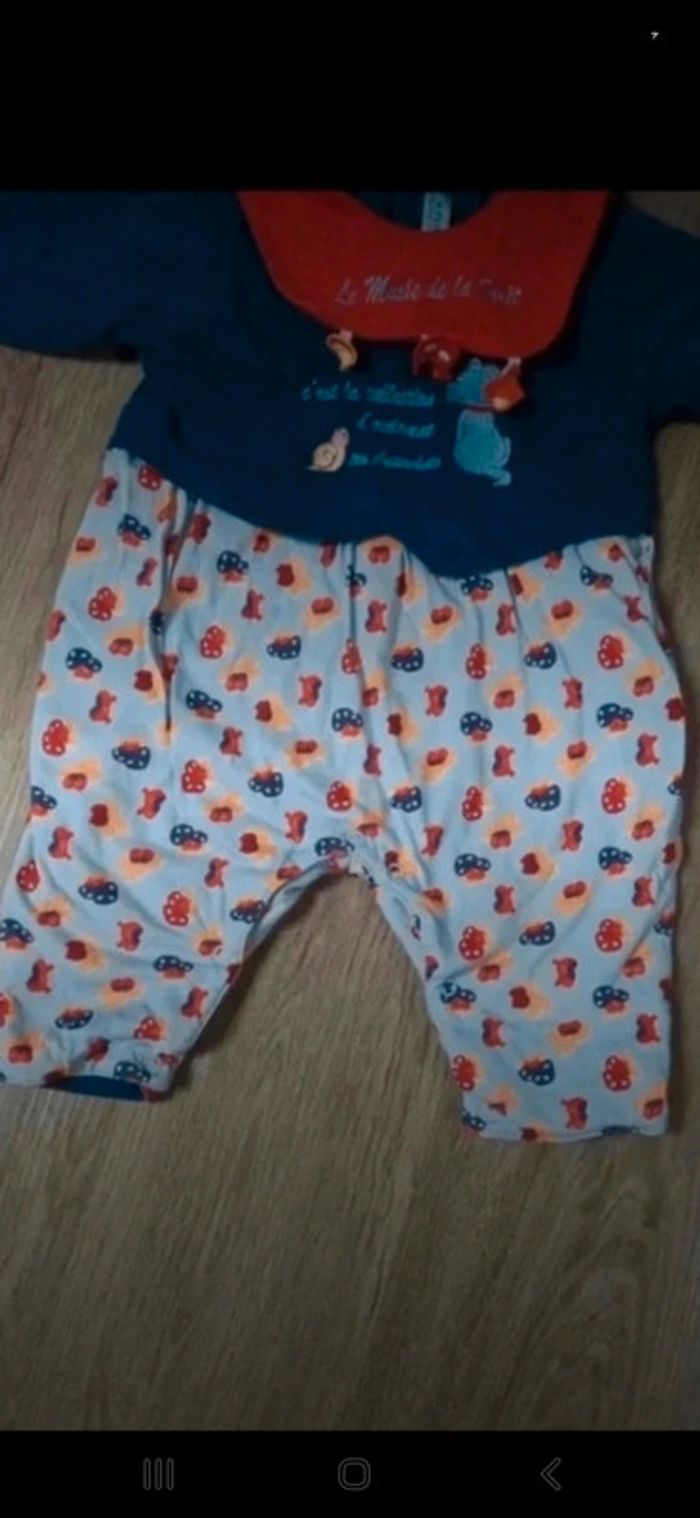 Pyjama très épais Clayeux 3mois 60cm ouverture arrière 👻 - photo numéro 2