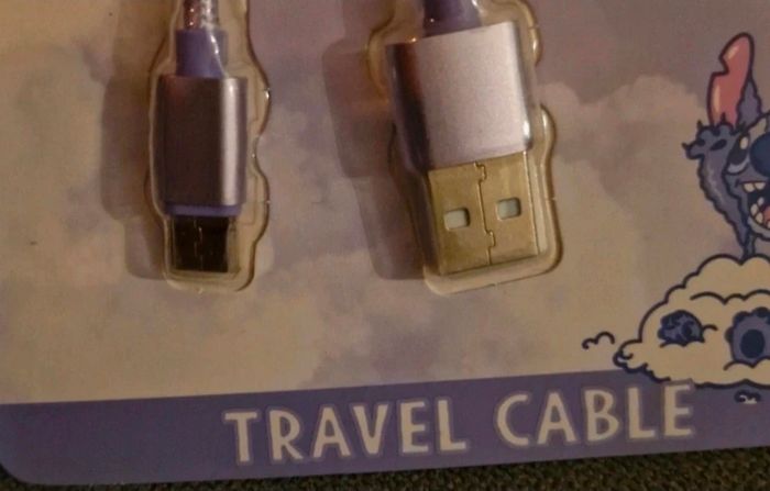 Porte clef mousqueton cable pour chargeur stitch
USB-A
USB-C - photo numéro 3