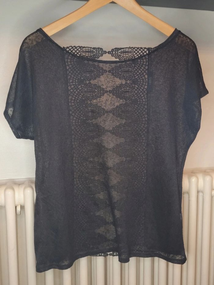 Tee-shirt noir chiné broderie dans le dos Marque Mim