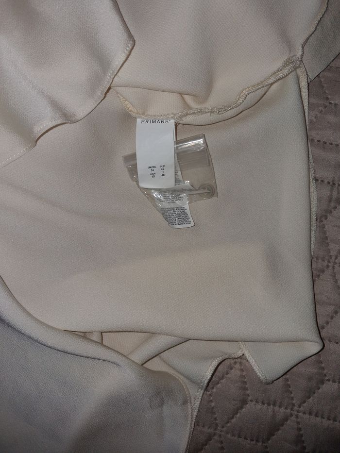 Joli chemisier beige clair - photo numéro 6