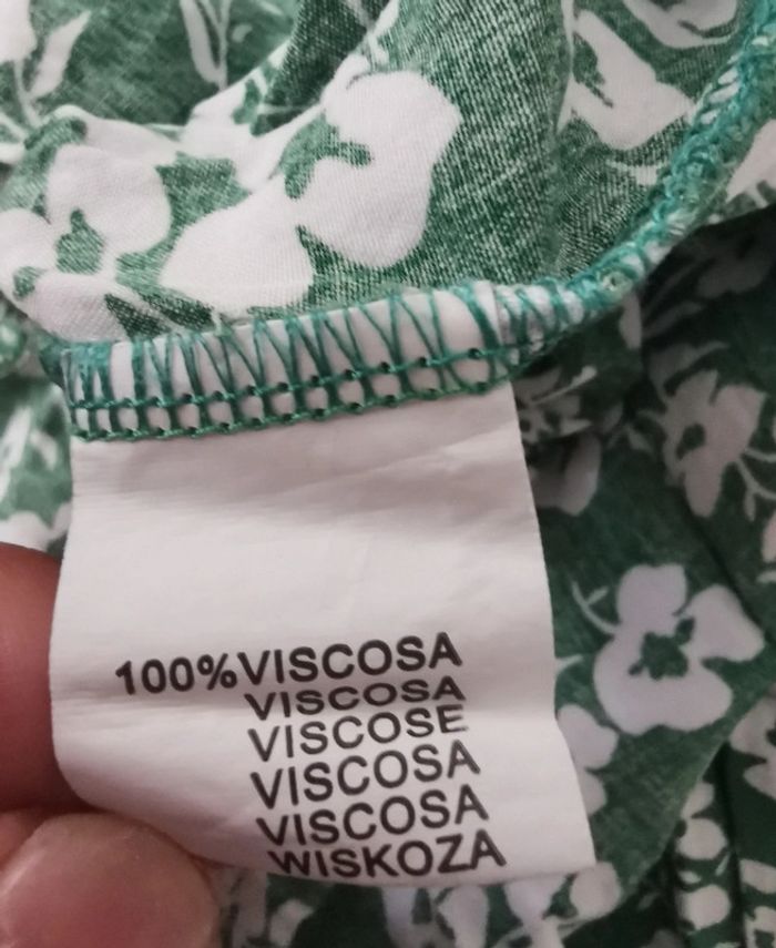 Robe. Vert. Blanc. Taille 40. M&V - photo numéro 6