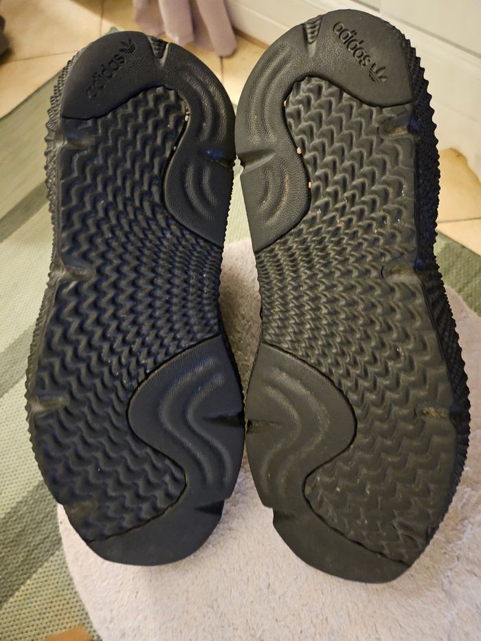 Superbes Adidas sneakers - photo numéro 2