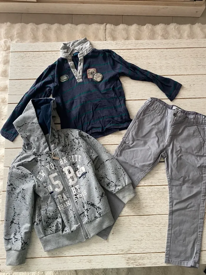 Ensemble garçon 3 ans polo pantalon et sweat capuche