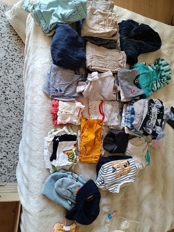 Lot vêtements 24 mois garçons 