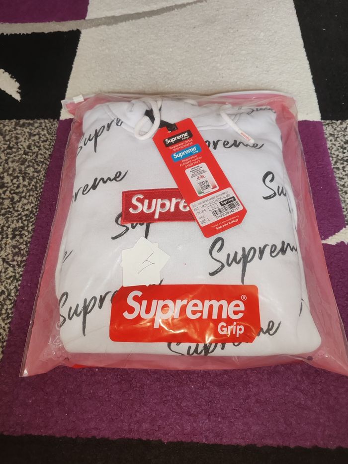 Sweat à capuche supreme blanc pour homme