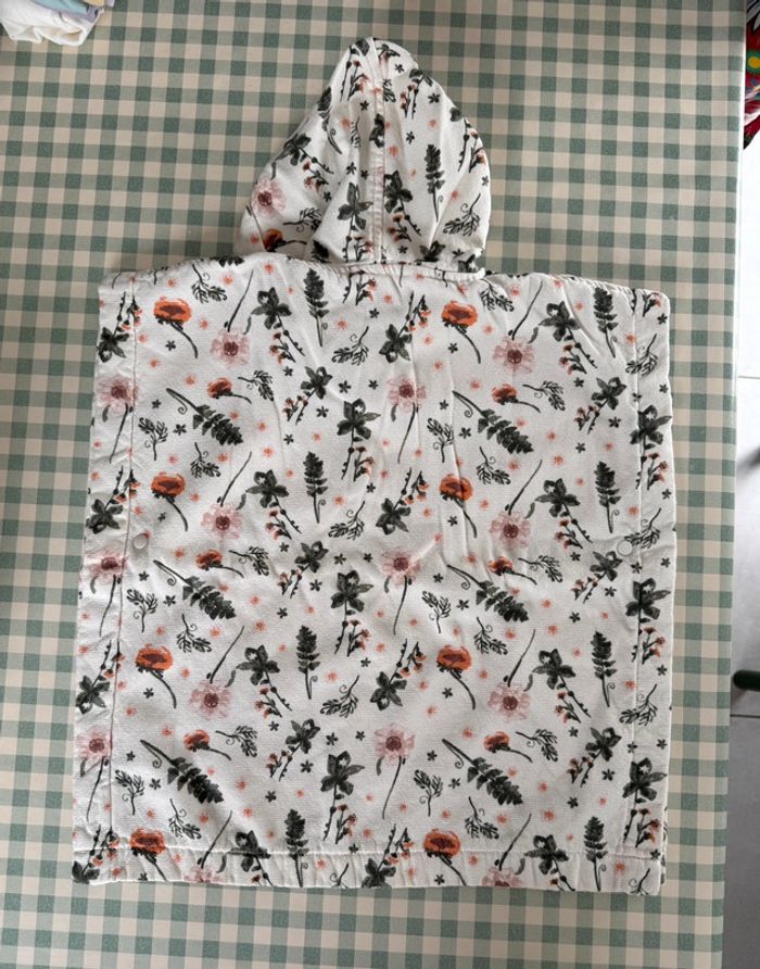 Poncho de bain Elodie 1/3ans - photo numéro 2