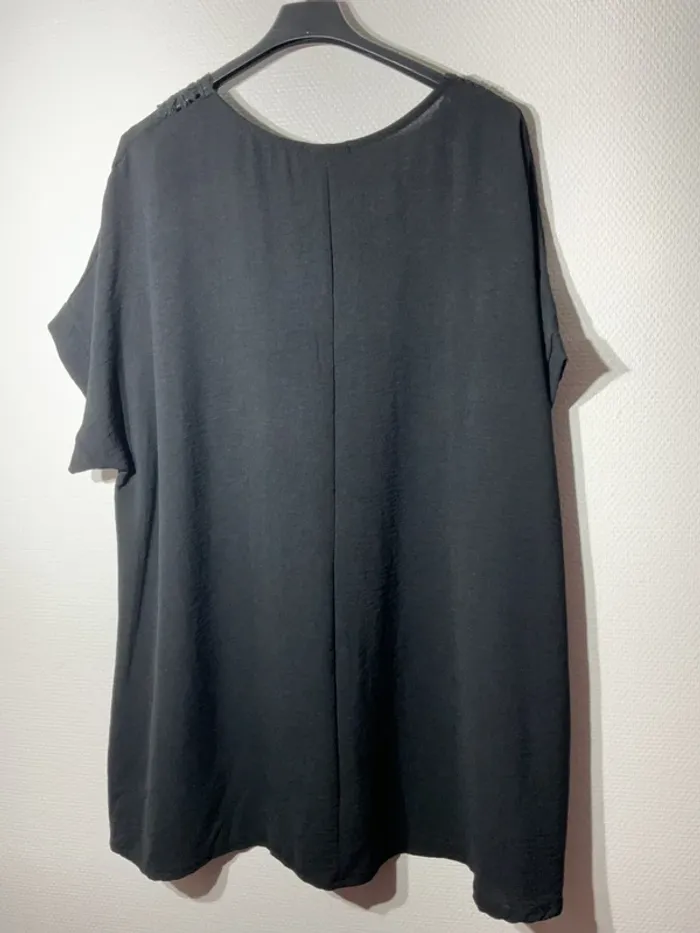 Blouse col V en dentelle femme taille unique (48-54)- rzfashion - neuve avec étiquette - photo numéro 3