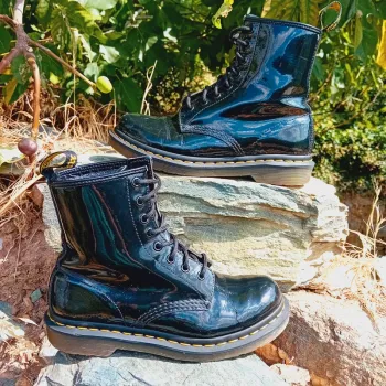 Dr. Martens noir vernis 38