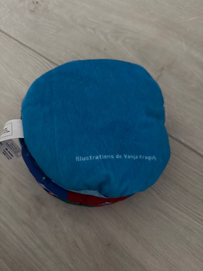 Livre bébé - photo numéro 2