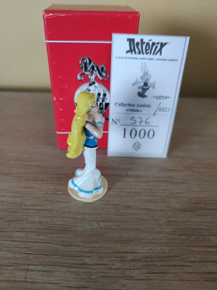 Astérix figurine Falbala - photo numéro 2