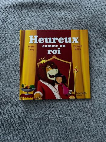 Livre McDo « Heureux comme un roi » Collection « C’est comme ça ! », 2017 Nº6/12 Livre en très bon état