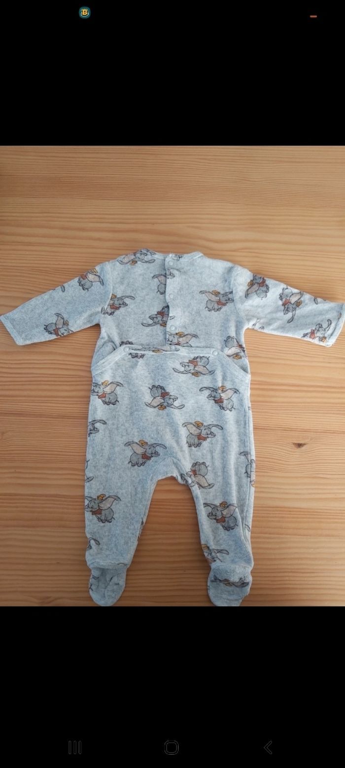 Pyjama - photo numéro 3