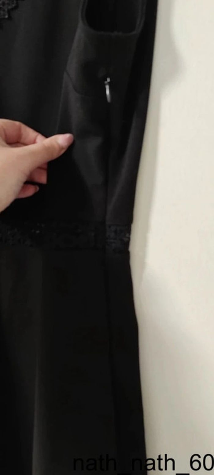 Magnifique petite robe noire à dentelle - photo numéro 4