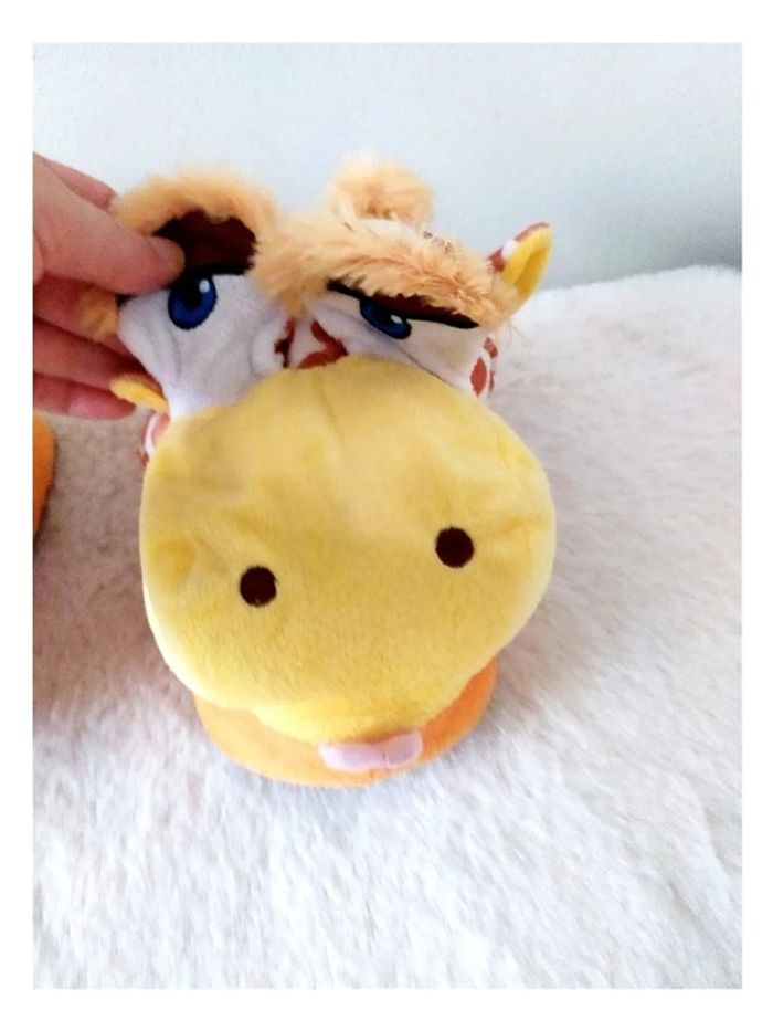 Chaussons pantoufles girafe pour enfant pointure 28-30 - photo numéro 3