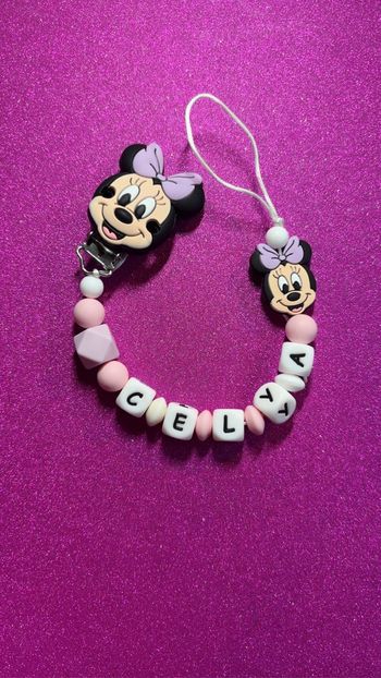 Attache tétine personnalisée fille Disney