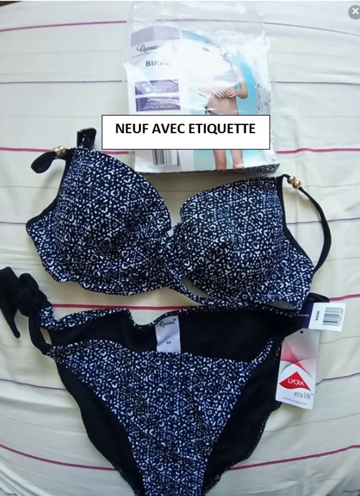 Maillot de bain femme neuf avec étiquette