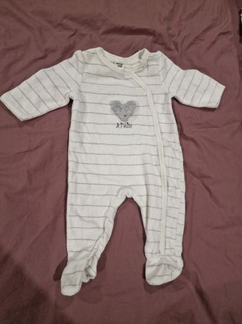 Pyjama 3mois tape a l'œil 