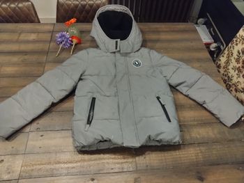 Doudoune grise Abercrombie 9-10 ans – Capuche fourrée – Bon état