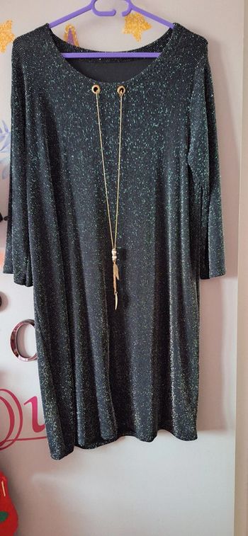 Robe pour les fêtes de fin d'année ou autres très bon état