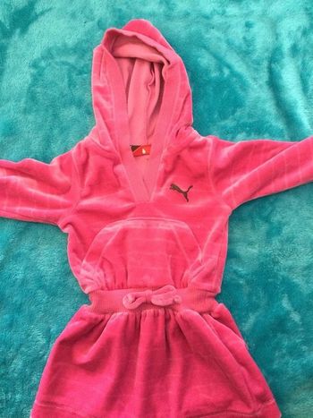 robe 3 mois puma velours tbe avec capuche