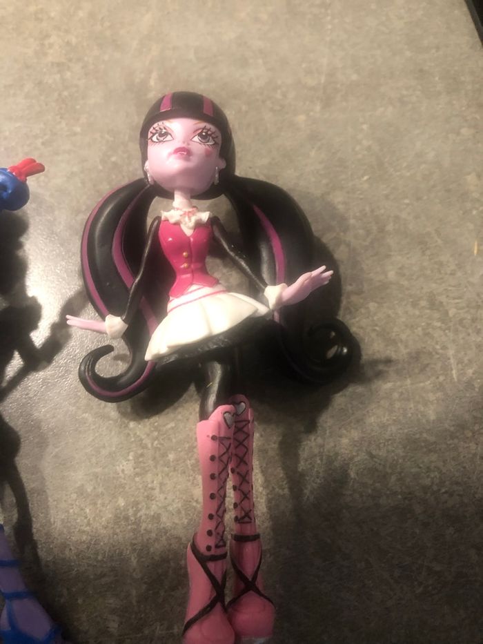 Lot 4 figurines monster high - photo numéro 6