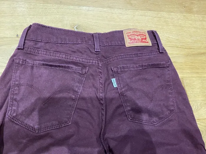 Jean 710 super skinny Bordeaux en 26 - photo numéro 6