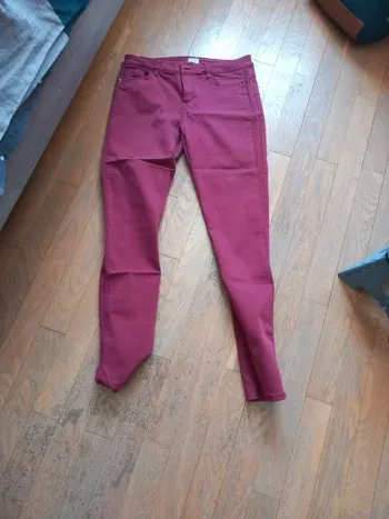 Jean femme bordeaux taille 44