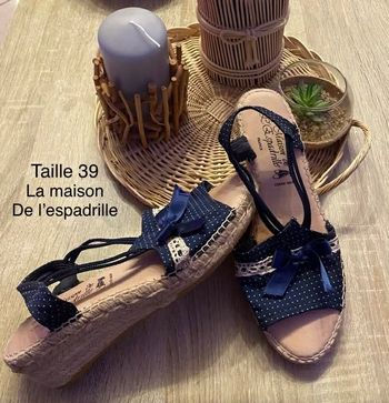 Sandales Compensées pointure 39 