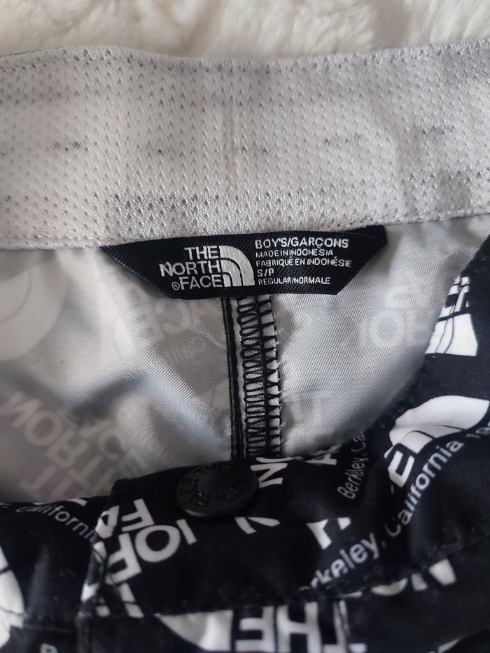 Short de bain noir et blanc The North Face taille S - photo numéro 2