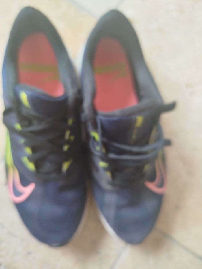 Basket Nike taille 38 - photo numéro 2