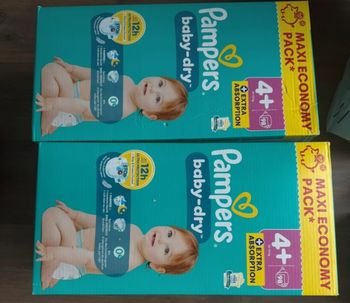 2 cartons de couches Pampers taille 4 +