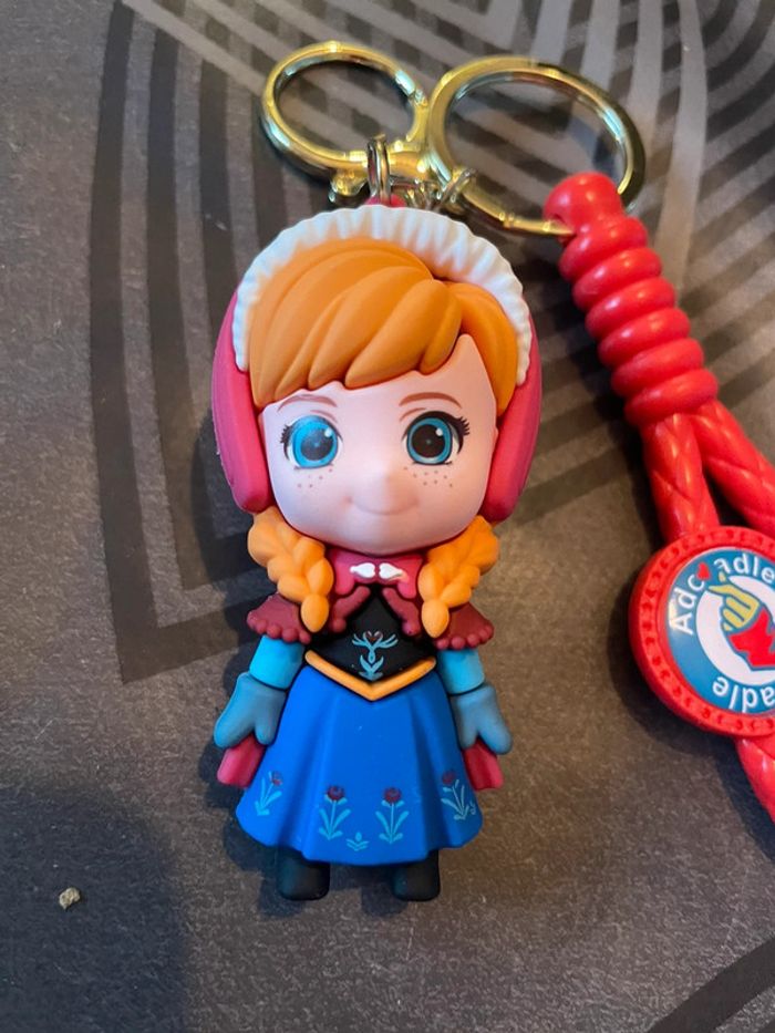 Porte clefs reine des neiges