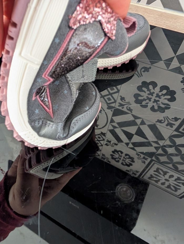 Chaussures fille. Taille 22. Neuf. Geox - photo numéro 8