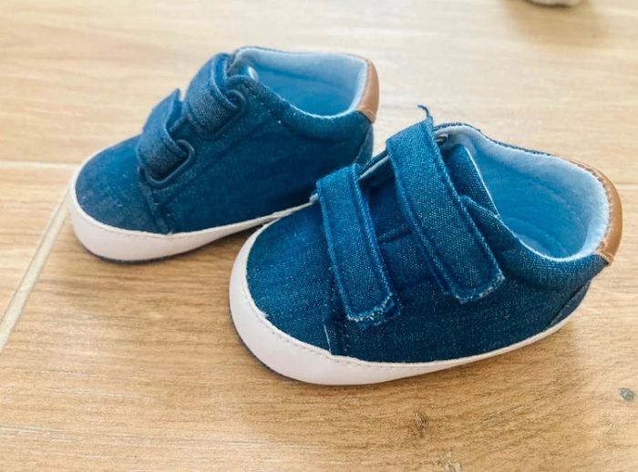 Lot de chaussures bébé 0 a 6 mois - photo numéro 6