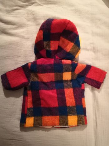 Manteau style caban pour poupée