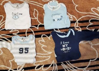 Lot 4 bodies manches longues Orchestra