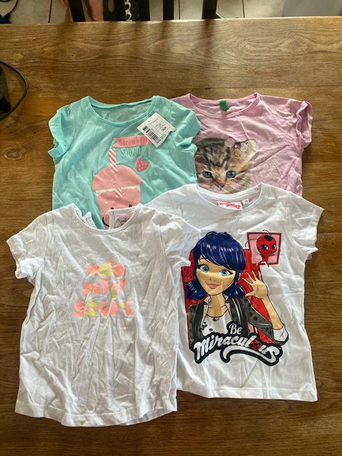 Lot tee-shirts