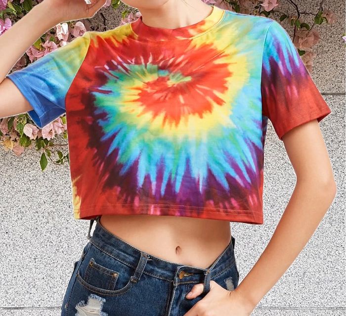 🌈 T-shirt court crop-top multicolore style hippie vintage 70s