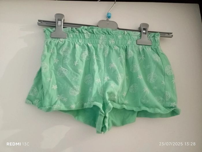 Short motif coquillage et palmier