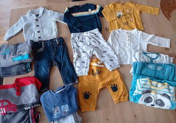 Lot vêtements garçon 6 mois