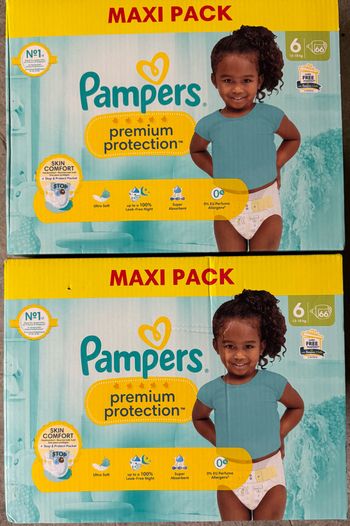 Lot de 2 cartons de couches Pampers Premium taille 6 132 couches