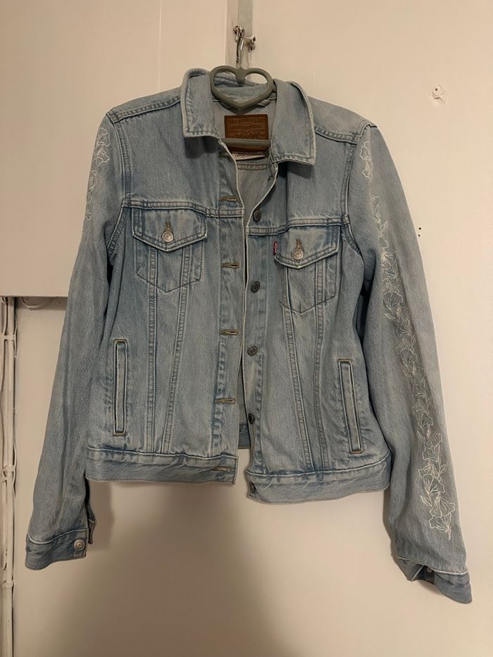 Veste en jean Levi’s à fleurs