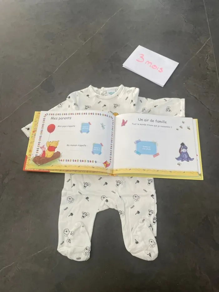 Pyjamas et livre - photo numéro 4