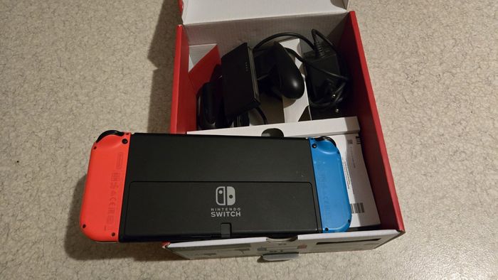 Nintendo Switch - photo numéro 3