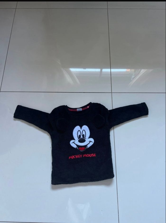 Pull polaire Disney baby/primark taille 18/24mois